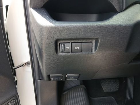 Used 2023 Toyota RAV4 LE AWD/4WD image 28