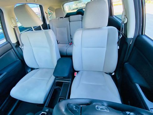Used 2016 Honda CR-V LX image 26