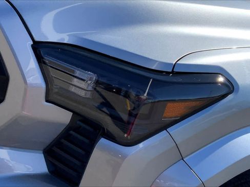 Used 2025 Toyota Tacoma SR image 27