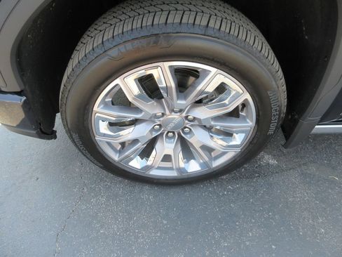 Certified 2025 GMC Sierra 1500 Denali AWD/4WD image 15