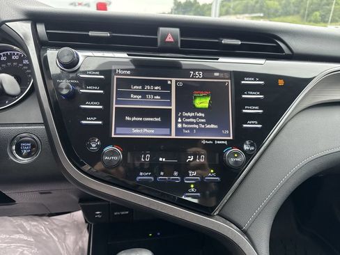 Used 2019 Toyota Camry SE w/ Audio Package FWD image 12