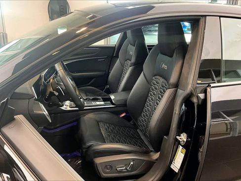 Used 2024 Audi RS 7 Performance image 9