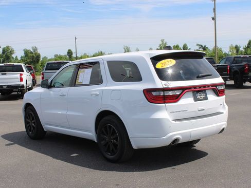 Used 2025 Dodge Durango GT RWD image 7