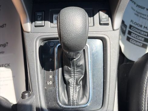 Used 2015 Subaru Forester 2.5i Touring w/ Eyesight & Navigation System AWD/4WD image 32