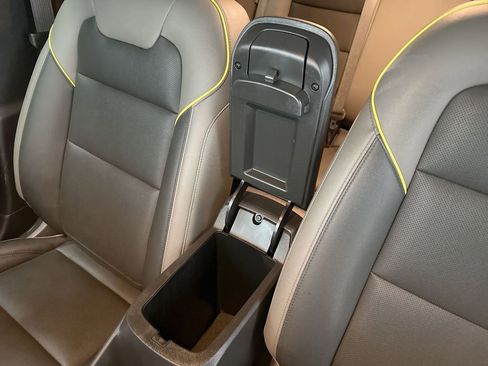 Used 2025 Chevrolet Trax ACTIV w/ Driver Confidence Package image 36