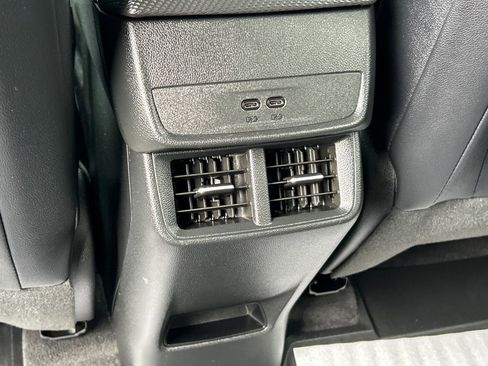 Used 2025 Chevrolet Equinox LT w/ Convenience Package II image 20