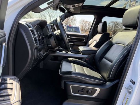 Used 2023 RAM 1500 Laramie image 17