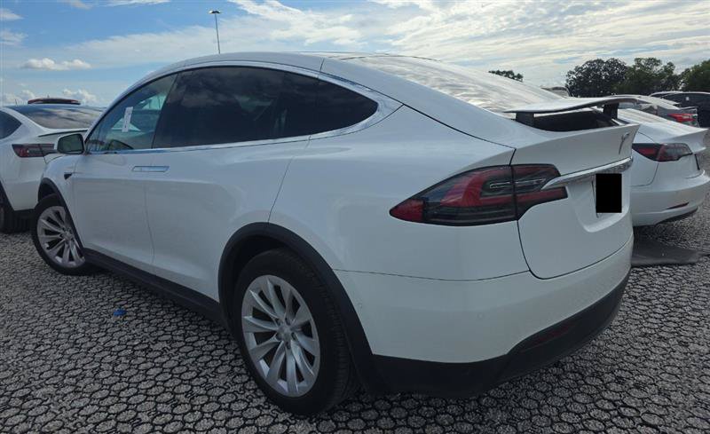Used 2021 Tesla Model X Long Range AWD/4WD image 9