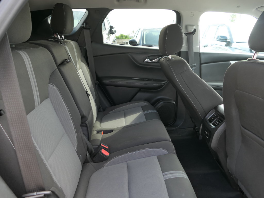 Used 2025 Chevrolet Blazer LT FWD image 22