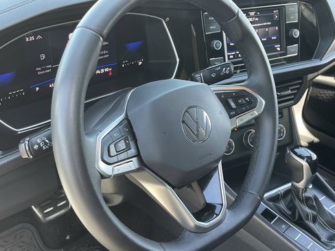 Used 2024 Volkswagen Jetta Sport FWD image 22