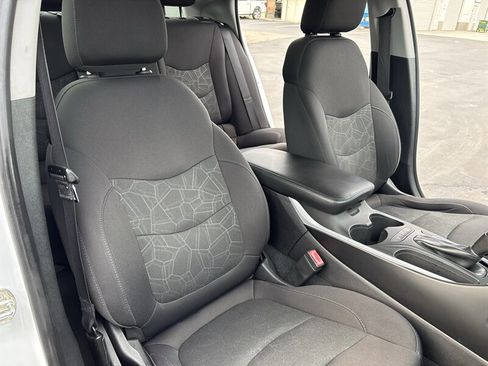 Used 2018 Chevrolet Volt LT image 37