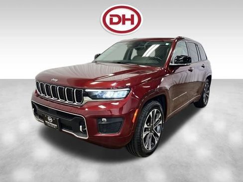 Used 2022 Jeep Grand Cherokee Overland image 16