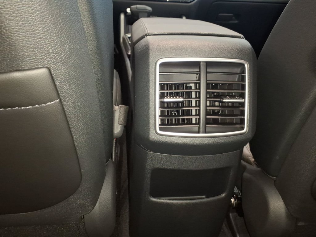 New 2026 Kia Sportage SX FWD image 10