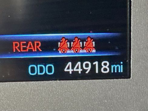 Used 2024 Toyota Corolla LE image 19