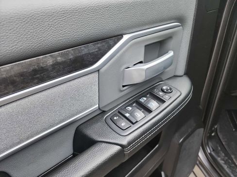 Used 2019 RAM 2500 Big Horn AWD/4WD image 16