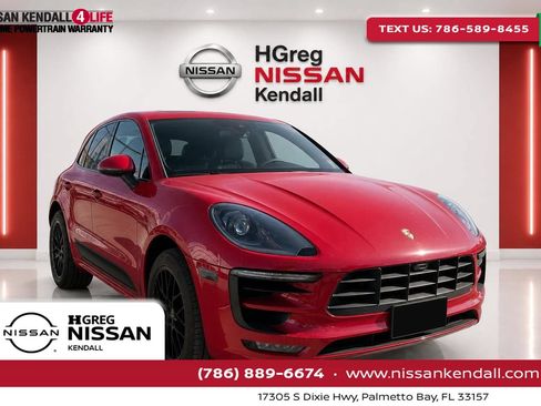 Used 2018 Porsche Macan GTS AWD/4WD image 1
