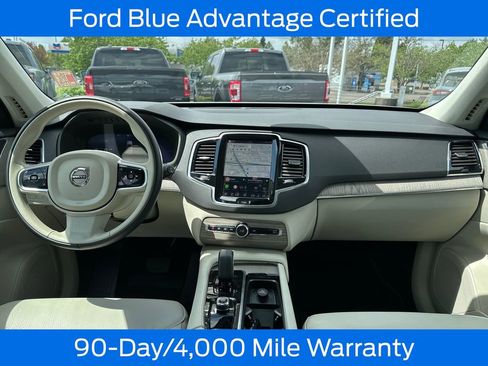 Used 2025 Volvo XC90 T8 Plus w/ Protection Package Premier AWD/4WD image 18