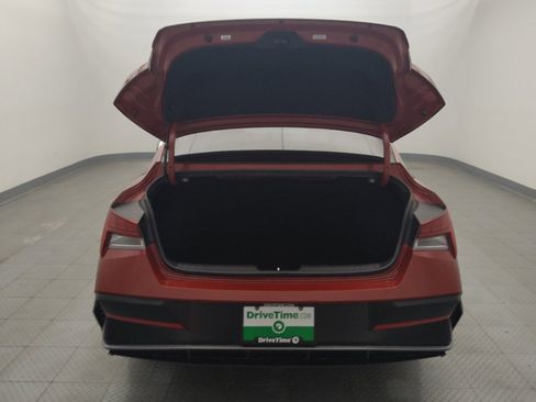 Used 2025 Hyundai Elantra SEL image 29