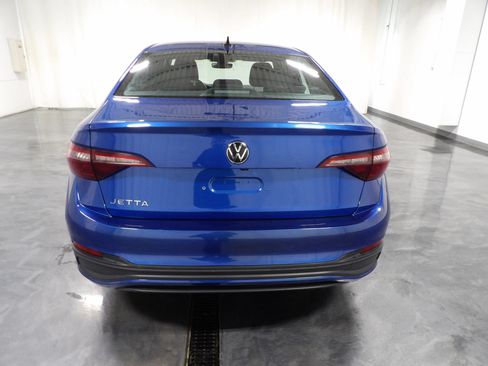 Used 2024 Volkswagen Jetta Sport FWD image 6
