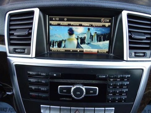 Used 2014 Mercedes-Benz GL 450 GL 450 4MATIC AWD 4dr SUV image 24