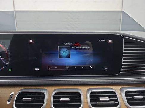 Used 2021 Mercedes-Benz GLE 350 GLE 350 w/ Premium Package image 30