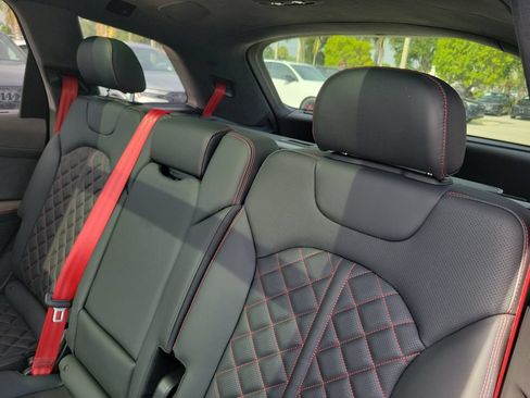 New 2026 Audi SQ7 Prestige AWD/4WD image 26
