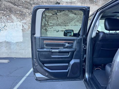 Used 2016 RAM 2500 Laramie w/ Sport Appearance Group AWD/4WD image 21