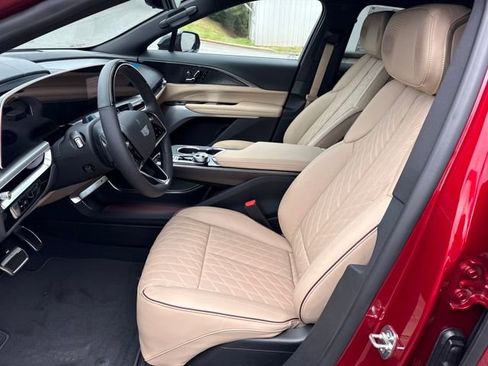 New 2026 Cadillac Lyriq Signature Sport image 9