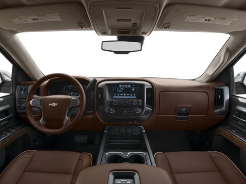 Used 2018 Chevrolet Silverado 1500 High Country AWD/4WD image 7