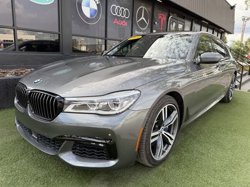 Used 2019 BMW 750i w/ Executive Package RWD image 1