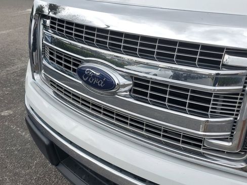 Used 2014 Ford F150 XLT w/ Equipment Group 302A Luxury image 10