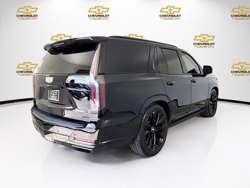 Used 2025 Cadillac Escalade Sport Platinum w/ LPO, ONYX Package image 7