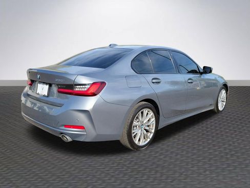 Used 2023 BMW 330i Sedan w/ Driving Assistance Package RWD image 5