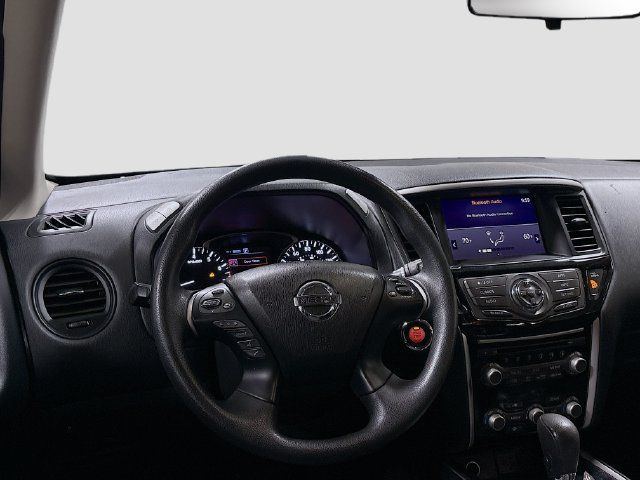Used 2020 Nissan Pathfinder S AWD/4WD image 19