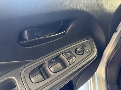 Used 2024 Nissan Versa S w/ S Plus Package FWD image 15