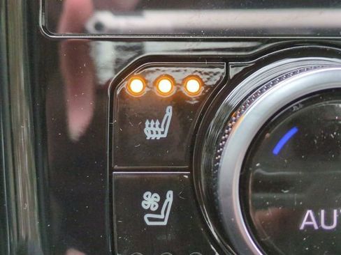 New 2026 Toyota Highlander Platinum image 23