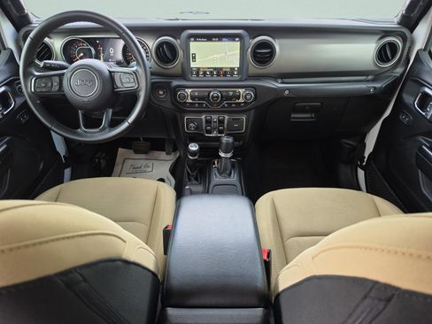 Used 2021 Jeep Gladiator Sport AWD/4WD image 15