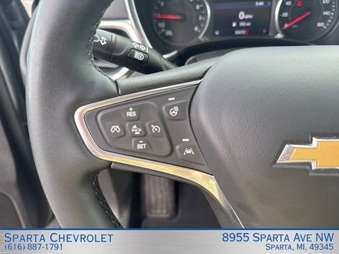 Used 2023 Chevrolet Equinox LT AWD/4WD image 15
