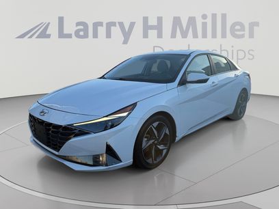Used 2021 Hyundai Elantra Limited w/ Cargo Package