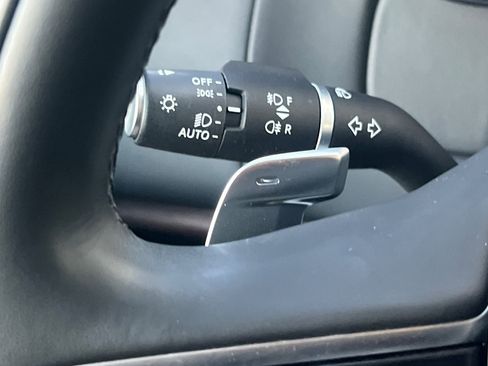 Used 2023 Land Rover Range Rover Long Wheelbase Autobiography image 35