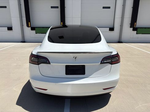 Used 2021 Tesla Model 3 Standard Range Plus RWD image 8