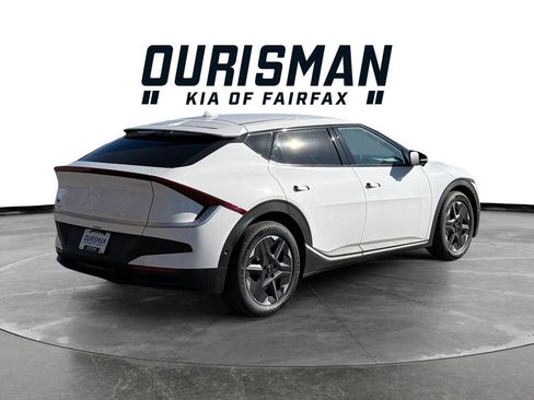 New 2025 Kia EV6 Light w/ Light LR Technology Package image 6