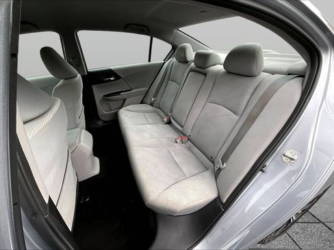 Used 2017 Honda Accord LX image 24