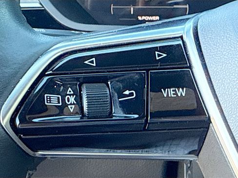 Certified 2024 Audi Q8 e-tron Premium Plus w/ Premium Plus Package image 37