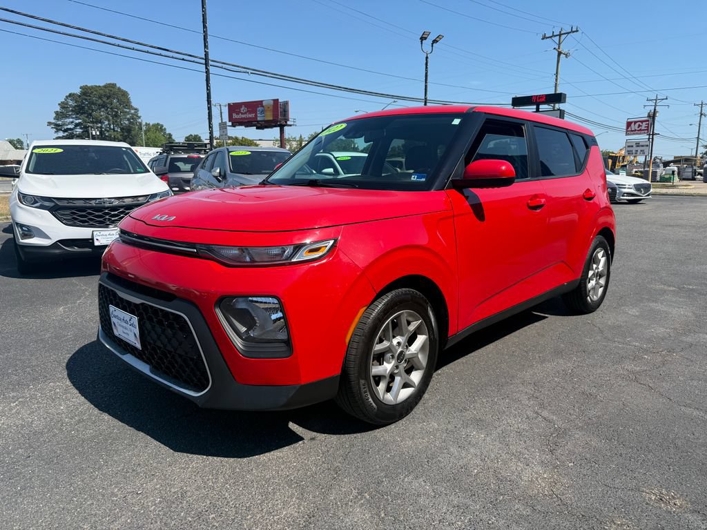 Used 2022 Kia Soul LX w/ Technology Package FWD image 7
