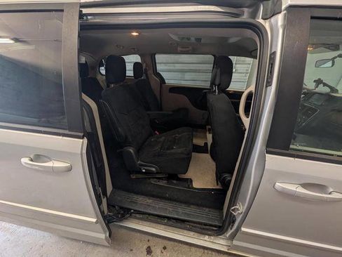 Used 2011 Dodge Grand Caravan Mainstreet w/ PWR Convenience Group FWD image 27