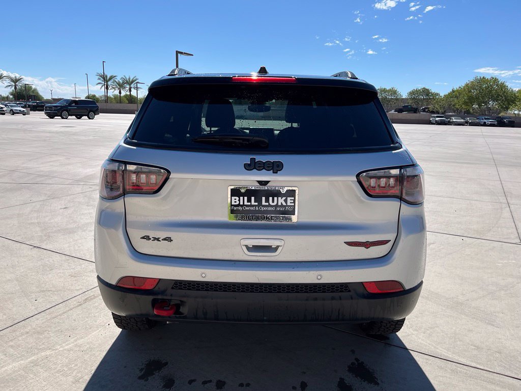 Certified 2025 Jeep Compass Trailhawk AWD/4WD image 8