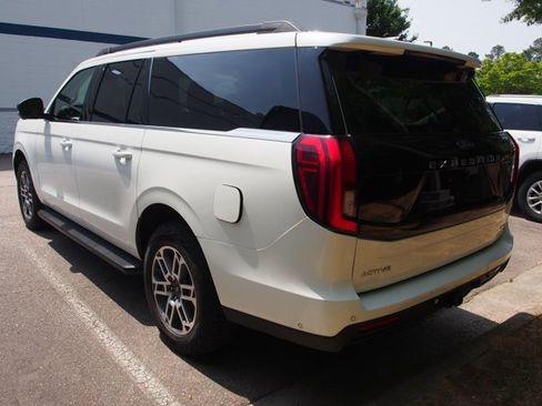 Certified 2025 Ford Expedition Max Active AWD/4WD image 5