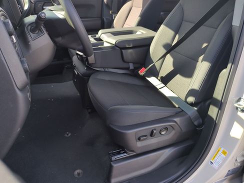 New 2026 Chevrolet Silverado 1500 Custom Trail Boss w/ LPO, Dark Essentials Package image 19