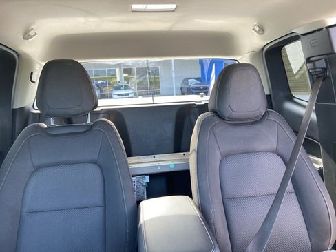 Used 2022 Chevrolet Colorado LT w/ Fleet Safety Package RWD image 19